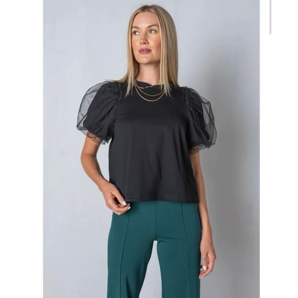 Vestique Tops - Vestique Black Puff Sleeve Tee Size Large